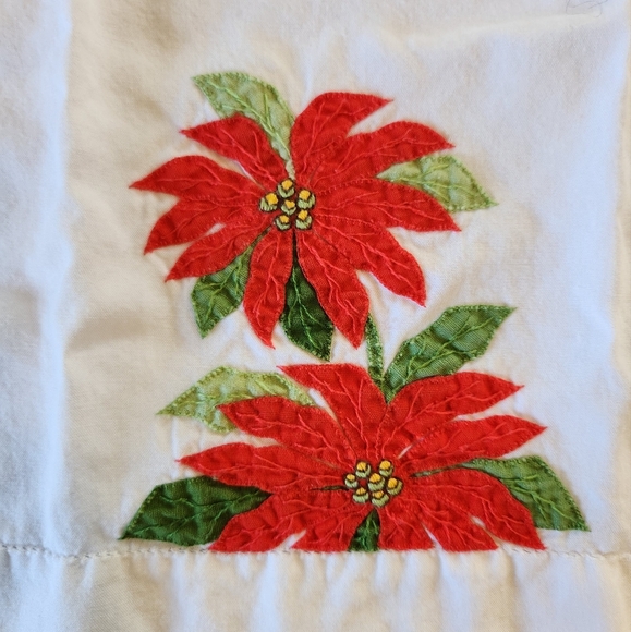 Vintage White Pointsettia Red Flower Christmas Napkins Table Linens Holiday - Picture 4 of 7